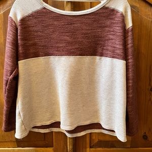 Papermoon Maroon size Medium top